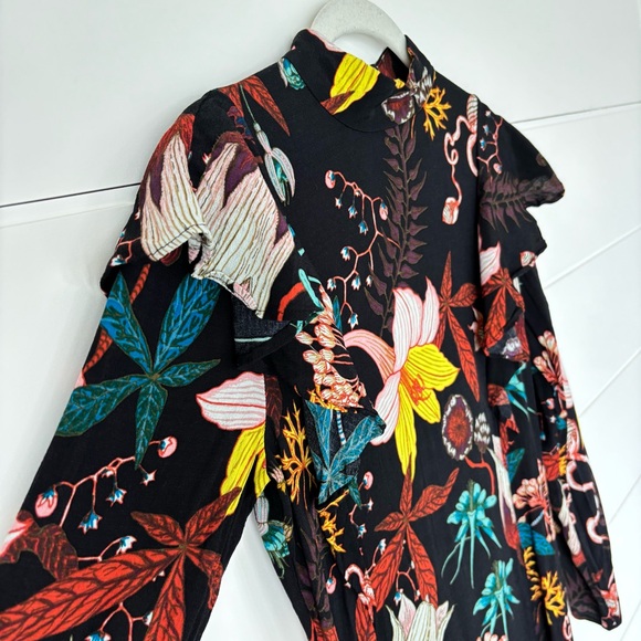 H&M Floral Sheath Dress with Mandarin Collar and Long Flutter Sleeves Size 4 - Picture 12 of 14